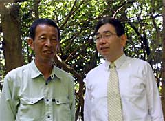 写真左側が沼田弘幸さん、右側が井手県議