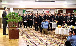 050106gashi.jpg