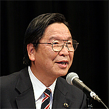 足立寛作県機関紙推進委員長（県議）
