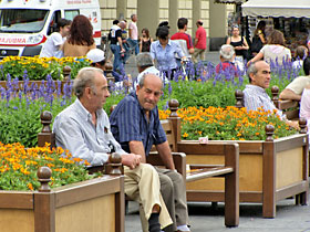 080605oldmen.jpg