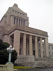 100607kokkai.jpg