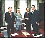 �m���ւ̗\�Z�v�]